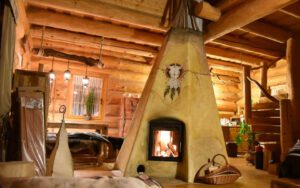 Wildwest-Lagerfeuer-Romantik mitten im Wohnzimmer
